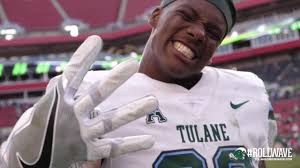 Football Gores Bulls in Tampa, 41-15