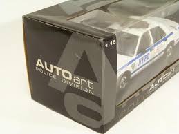 Looking for an ideal 2011 ford crown victoria? Auto Art 72703 Police Ford Crown Victoria Free Price Guide Review