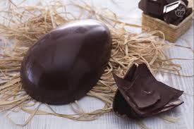 L'essenza della tradizione pasquale in 6 sorprendenti varianti di gusto: Ricetta Uovo Di Pasqua Al Cioccolato Fondente La Ricetta Di Giallozafferano