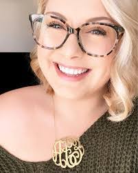 Taylor Degraw's Instagram, Twitter & Facebook