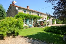 Beautifully Renovated B B Property Or Great Family Home With Large Garden In Quiet Location Dreamhome Forsale Realestate Leggettimmobil Immobilier St Remy