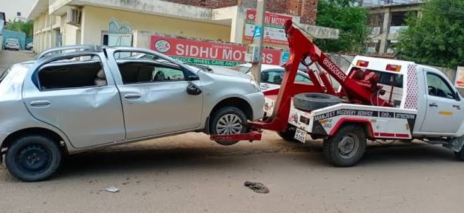 Protect Your Investment With Special Vehicle Towing Southern Service in Shores NC