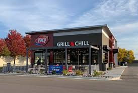 The First Ever Dairy Queen & What It Was Like To Eat There - Youtube