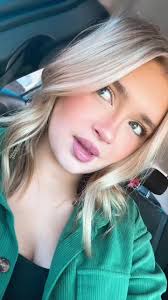 Lydia (@lidielouwho)