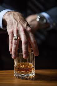 Pin By Leonel On Gentlemen Mens Rings Fashion Mens Jewelry Signet Ring Men