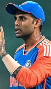 Robert Irwin Recreates His Dad's Iconic Koala Shot & People Can't Get Over  The Uncanny Resemblance