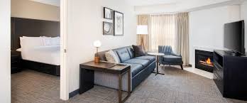 After exploring the vibrant spirit of atlanta, georgia, find sanctuary among our plush bedding. Sonesta Es Suites Atlanta Kennesaw Town Center Sonesta