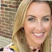 Christina Hoff's Instagram, Twitter & Facebook