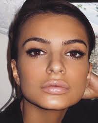 446 7k Likes 2 743 Comments Emily Ratajkowski Emrata On Instagram 16 Emily Ratajkowski Makeup Emily Ratajkowski Quincenera Makeup