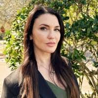 Michelle Schryver's Instagram, Twitter & Facebook