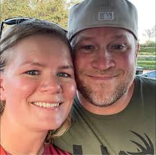 Sleeping positions to avoid joint hyperextending