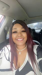 April is Sarcoidosis Awareness Month and our Sarcoidosis Sister Maxine Welch  is a Beautiful Face of Sarcoidosis!💜 Maxine shared, I started with sarcoid  9 years ago and was diagnosed 7 years ago