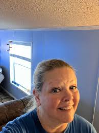 Hiking with dogs near Watauga Lake