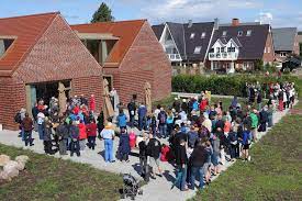 Haus meedland hat auf seinem großzügigen gelände mehrere häuser und verschiedene möglichkeiten für ihre unterbringung. Aktuelles Haus Meedland