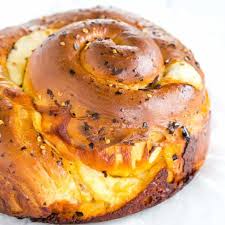 Spicy Cheese Bread Brown Eyed Baker Recipe Spicy Cheese Cheese Bread Cheesy Bread