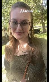 Lacy Myers's Instagram, Twitter & Facebook