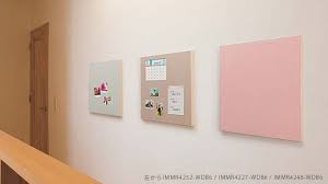 磁石で掲示できます 画鋲を使わないので 病院や幼稚園 保育園 学習塾におすすめ お菓子みたいなカラーです マグネットボード 石膏ボード インテリア 家具 壁