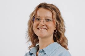 Jessica Langner's Instagram, Twitter & Facebook