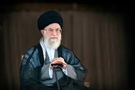 زبان بدن آیت‌الله سید علی خامنه‌ای نوشته دکترمازیارمیرمتخصص و فلوشیپ زبان بدن ایرانی