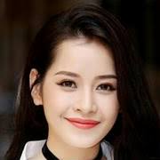Cô được công chúng biết đến sau khi lọt vào top 20 miss teen vietnam 2009. About Chi Pu Vietnamese Actress And Singer 1993 Biography Facts Career Wiki Life