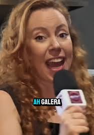 As entrevistas sem propósito não param! #microfone #reporter #fyp #fypp