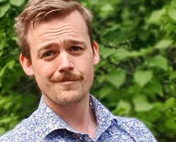 QX listar öppna regnbågspersoner i valet som du kan kryssa in!