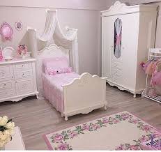 Hatice Duygun Baysak Adli Kullanicinin Lil Girls Bedroom Panosundaki Pin Kiz Cocugu Odalari Oturma Odasi Fikirleri Bebek Odasi Kiz