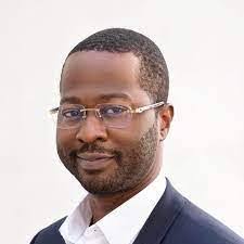 Andrew Decoteau's Instagram, Twitter & Facebook