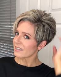 Mary Kier- Krohn (marykierkrohn)