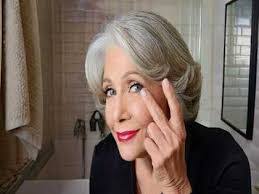 Anne Mccotter's Instagram, Twitter & Facebook