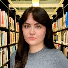 Alice Crow's Instagram, Twitter & Facebook