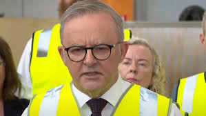 Watch Anthony Albanese's Qantas Alan Joyce word salad in train wreck press  conference