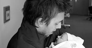 Songsong waktu yang lebih baik. Levi And Lainey What Happened What Happened Next Peter Jones And Levi Roots Youtube I Hit Peter On The Back But The Tomato Didn T Move Shannon Images