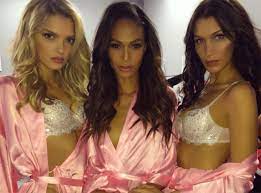 These Are The Exact Beauty Products The Victoria's Secret Models Used For  The Fashion Show | Self