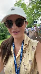 Replying to @user8299530310497 We get access to the clubhouse where they  provide food for player's family.