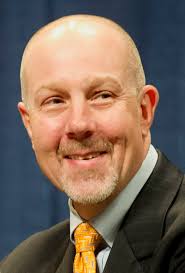 Straub acted as fiancee's supervisor