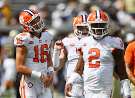Последние твиты от deshaun watson (@deshaunwatson). Clemson Football Trevor Lawrence Hears From Deshaun Watson The State