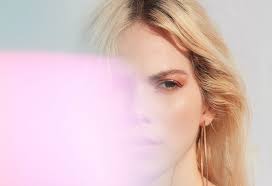 Trotzdem gibt es ein paar dinge die beiden technikarten unterscheiden. Balayage Alles Was Du Wissen Musst Bevor Du Zum Friseur Gehst Beauty Report