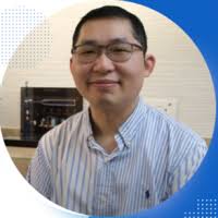 謝治民牙科醫生(男)