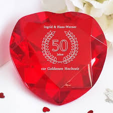 Kostenlos zur goldenen hochzeit, spiele, lustige sprüche und witzige gedichte karten kostenlos online zum ausdrucken, hochzeitseinladungen, hochzeitssprüche. Geschenke Zur Goldenen Hochzeit 10 000 Geschenkideen