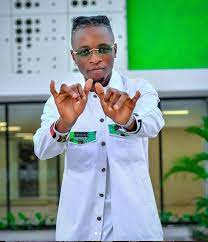 Fondly known as laycon, the young lad beat 19 other housemates to be. Bbnaija Businessman Calls Out Laycon For Failing To Appreciate Him
