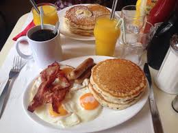 Hohe qualität, große auswahl und faire preise. 22 Times France Was Better At American Food Than America Itself Yummy Food Hotel Food Food