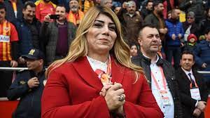 Sarı kırmızılı kulüp iddiaları doğruladı. Berna Gozbasi Kimdir Kac Yasinda Nereli Kayserispor Baskani Berna Gozbasi Kimdir Takvim