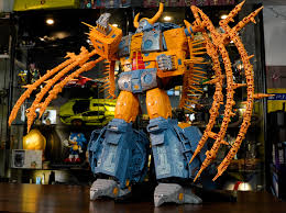 Shop hasbro pulse for the latest action figures and collectibles from g.i. Unboxing Chaos With Hasbro S Massive 27 Inch Haslab Transformers War For Cybertron Unicron Digital News Asiaone