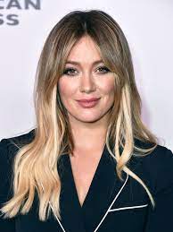 First Look Hilary Duff Reveals Her New Hillary Duff Hair Hilary Duff Hair Brown Blonde Hair