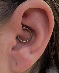 Piercing Mobile On Instagram Daith Done By Mashapiercer Piercing Pierced Earpiercing Daithpiercing Bodypiercin Daith Piercing Piercing Ear Piercings
