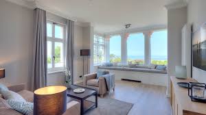 Die pension haus pommern erstreckt sich über 2 häuser und befindet sich in exklusiver lage direkt an der ahlbecker strandpromenade. Start