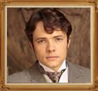 Até que enfim! Teodoro se declara para Sandra e beija a moçoila