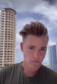 Brandon Isham's Instagram, Twitter & Facebook