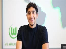 تا آخر عمر غرق بی تابی شد. Ø£ÙˆÙ„ ØªØ¹Ù„ÙŠÙ‚ Ù…Ù† Ø¹Ù…Ø± Ù…Ø±Ù…ÙˆØ´ Ø¨Ø¹Ø¯ ØªÙ…Ø¯ÙŠØ¯ ØªØ¹Ø§Ù‚Ø¯Ù‡ Ù…Ø¹ ÙÙˆÙ„ÙØ³Ø¨ÙˆØ±Ø¬ Ù…ØµØ±Ø§ÙˆÙ‰